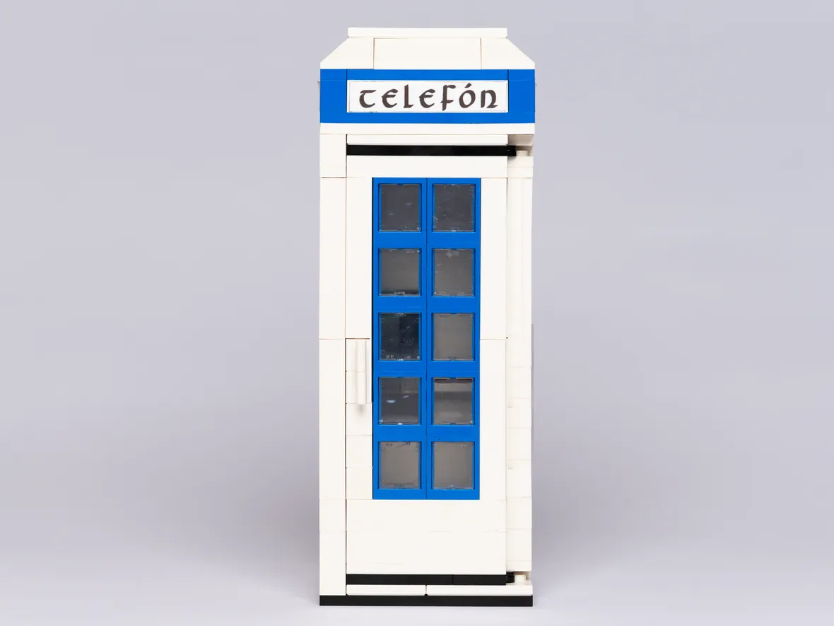 Irish Telephone Box (Blue)